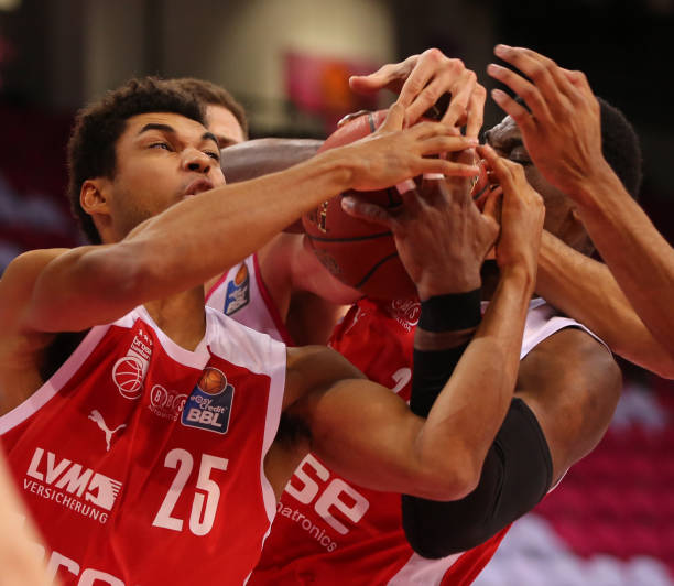 教练可能需 教练可能需