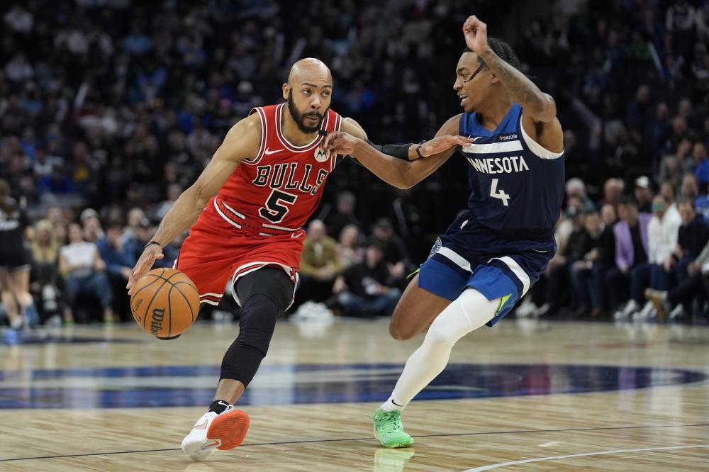 明的伤病披 明的伤病披