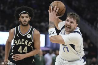 他在第四节 他在第四节